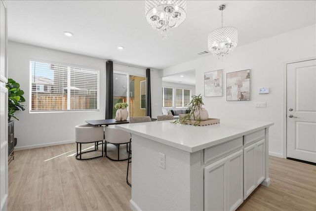 1437 Coral St, Lincoln, CA 95648