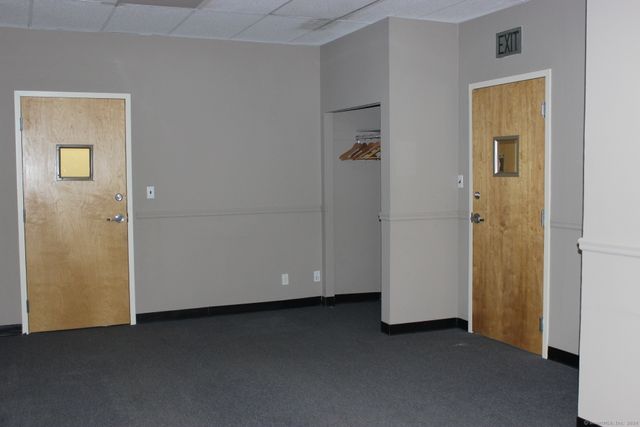 2340 Whitney Avenue, Hamden, CT 06518