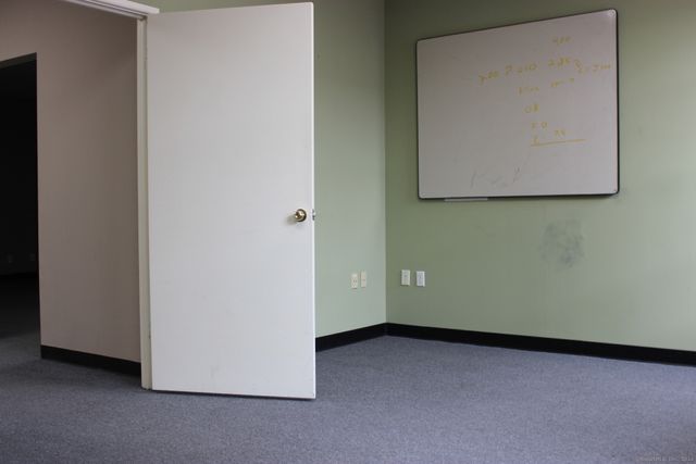 2340 Whitney Avenue, Hamden, CT 06518