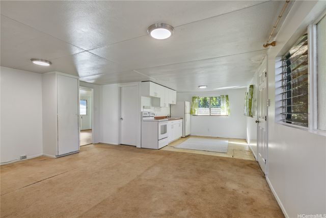 66-815 Kamehameha Highway, Haleiwa, HI 96712