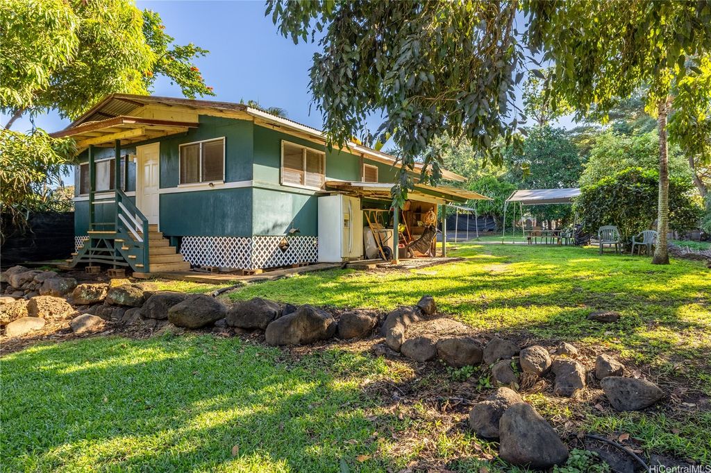 66-815 Kamehameha Highway, Haleiwa, HI 96712