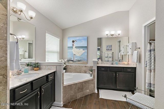11592 PACEYS POND Circle, Jacksonville, FL 32222