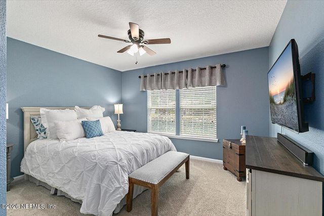 11592 PACEYS POND Circle, Jacksonville, FL 32222