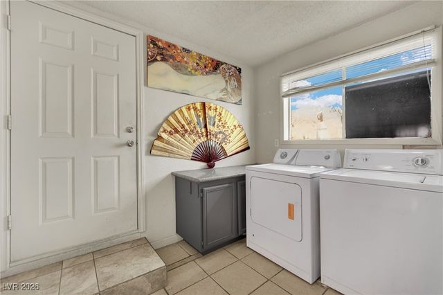 1843 North Bruce Street, North Las Vegas, NV 89030