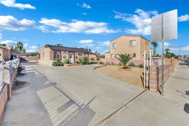 1843 North Bruce Street, North Las Vegas, NV 89030