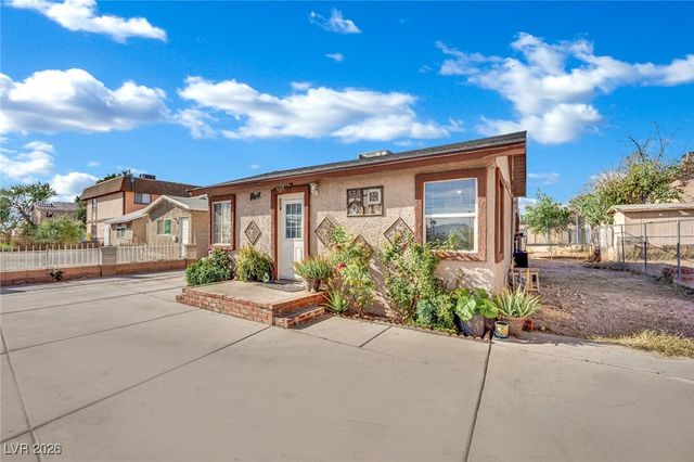 1843 North Bruce Street, North Las Vegas, NV 89030