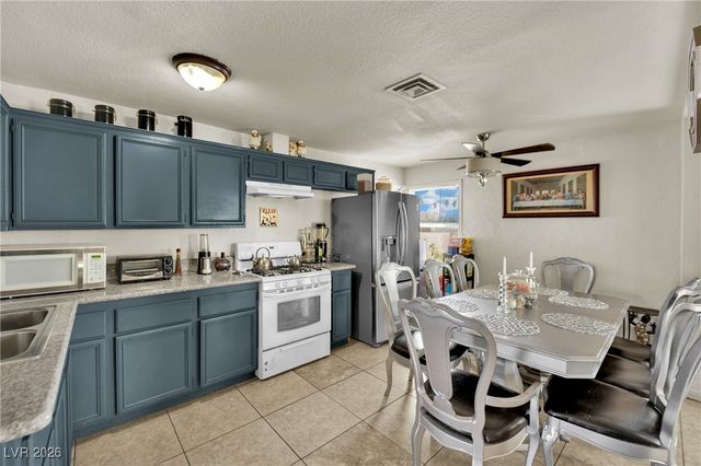 1843 North Bruce Street, North Las Vegas, NV 89030