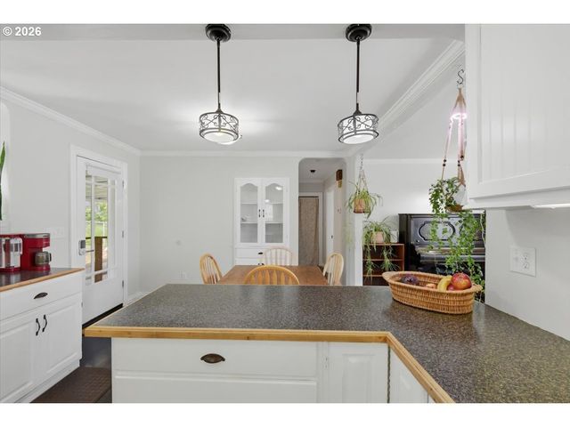 731 Nw HILL St, Camas, WA 98607