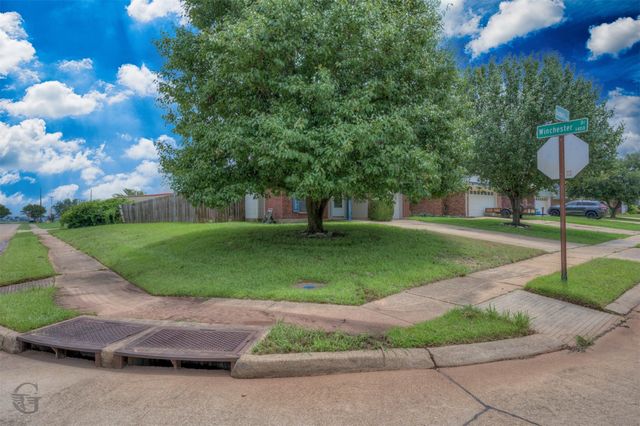 3301 Danbury Court, Bossier City, LA 71112