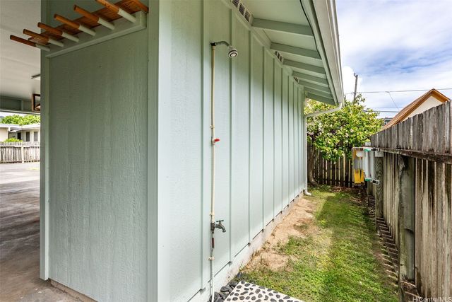 447-A Manono Street, Kailua, HI 96734
