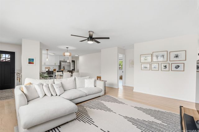 447-A Manono Street, Kailua, HI 96734