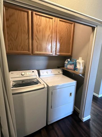 9316 Caulfield Drive, Elk Grove, CA 95758