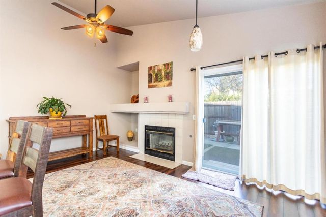 9316 Caulfield Drive, Elk Grove, CA 95758