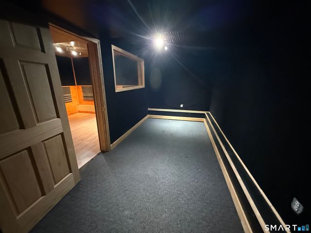 9 Sanford Street, West Haven, CT 06516