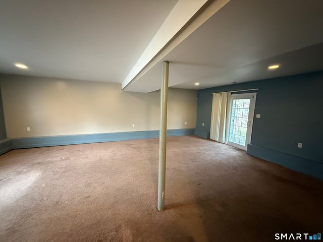 9 Sanford Street, West Haven, CT 06516