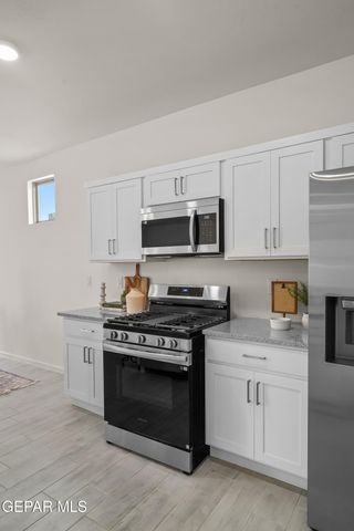 13804 Summer Wave Avenue, El Paso, TX 79928