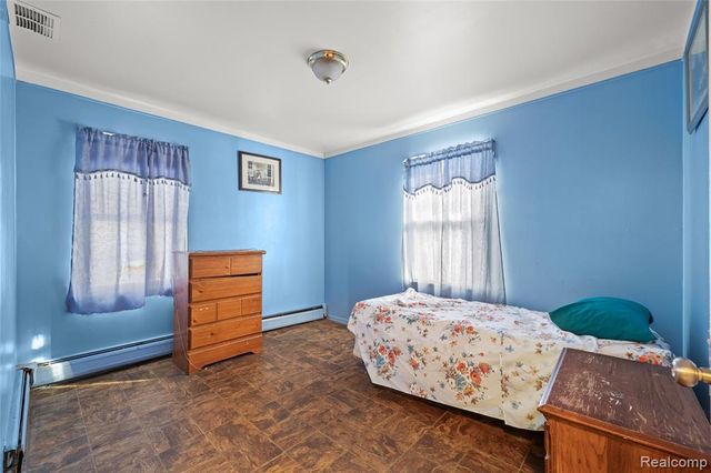 34846 John Hauk Street, Westland, MI 48185