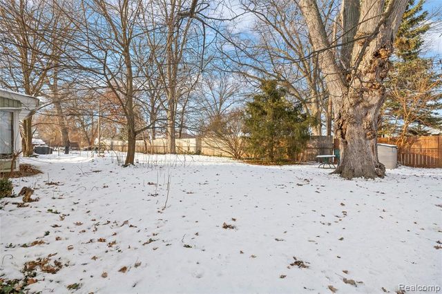 34846 John Hauk Street, Westland, MI 48185