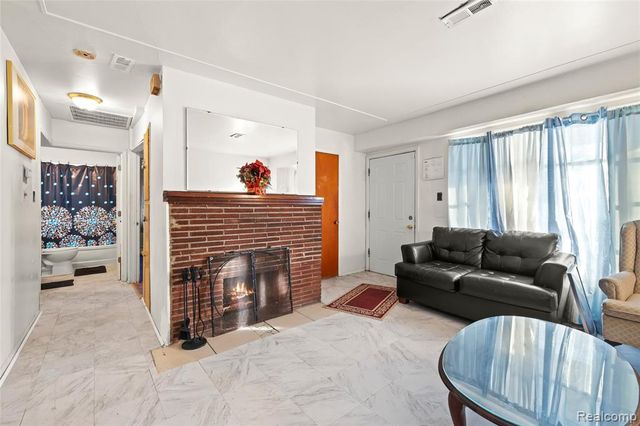 34846 John Hauk Street, Westland, MI 48185