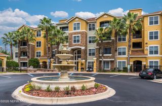 8539 GATE Parkway W 9423, Jacksonville, FL 32216