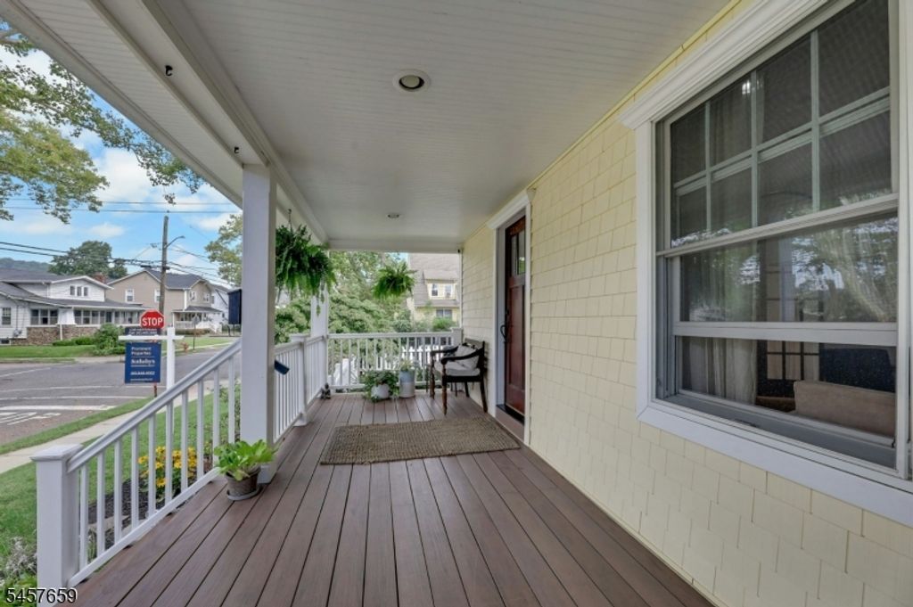 75 Buena Vista Ave, Hawthorne Boro, NJ 07506 — photo 5