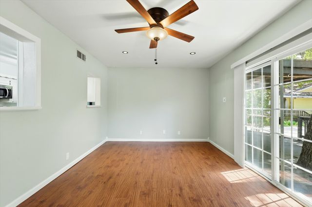415 S Britain Road, Irving, TX 75060