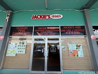 98-20 Kamehameha Highway, Aiea, HI 96701