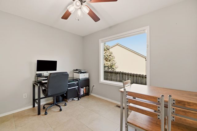 2414 N Covington Ct, Wichita, KS 67205