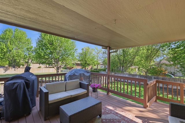 2414 N Covington Ct, Wichita, KS 67205