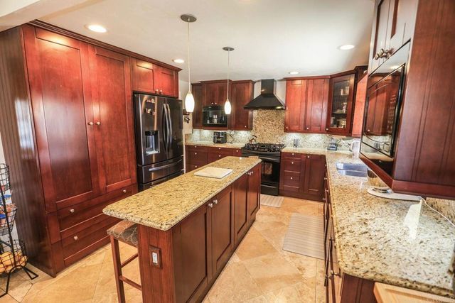 1560 CAVERN POINT, Chula Vista, CA 91911