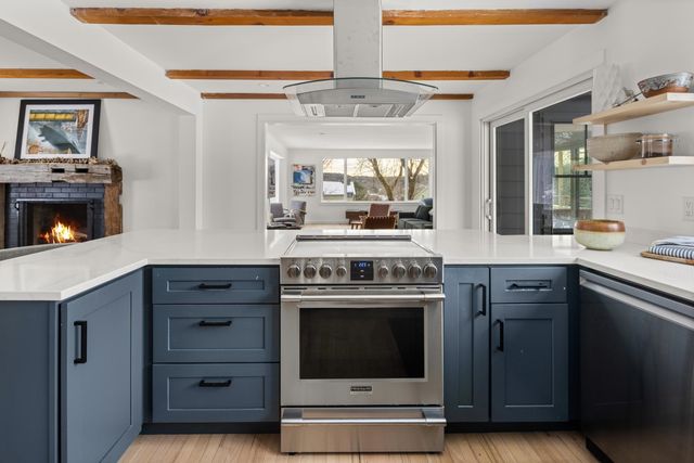 127 Shaw Hill Road, Stowe, VT 05672