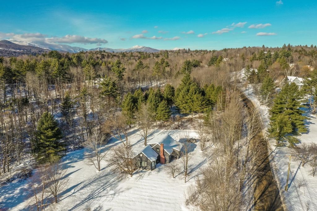 127 Shaw Hill Road, Stowe, VT 05672