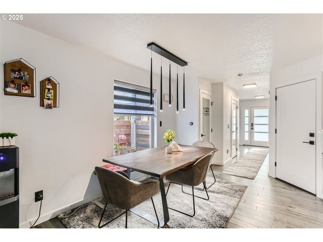 3163 Sw 199TH Ter, Beaverton, OR 97003