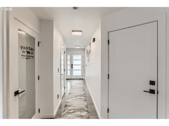 3163 Sw 199TH Ter, Beaverton, OR 97003