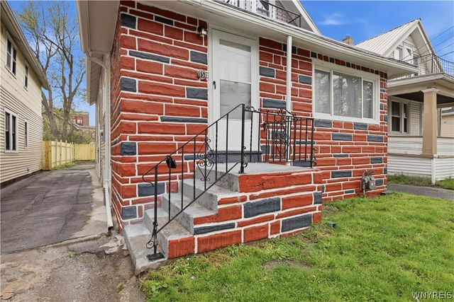 158 Hagen Street, Buffalo, NY 14215