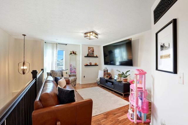 426 Bethpage Boulevard, Commercial Point, OH 43116