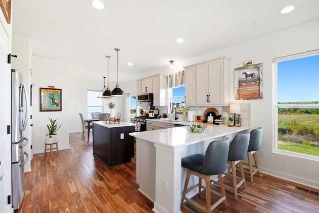 426 Bethpage Boulevard, Commercial Point, OH 43116