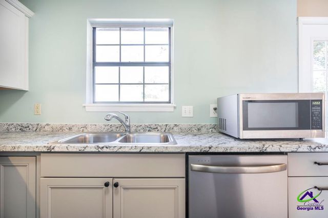 107 Melody Lane, Warner Robins, GA 31088