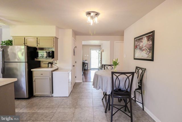 2777 ROOSEVELT AVE, York, PA 17408