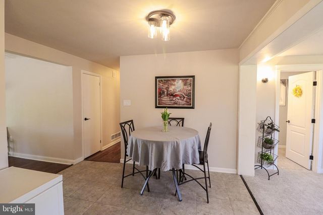2777 ROOSEVELT AVE, York, PA 17408