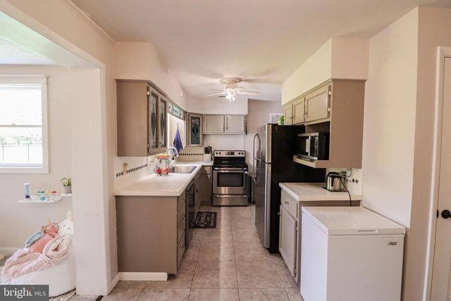 2777 ROOSEVELT AVE, York, PA 17408