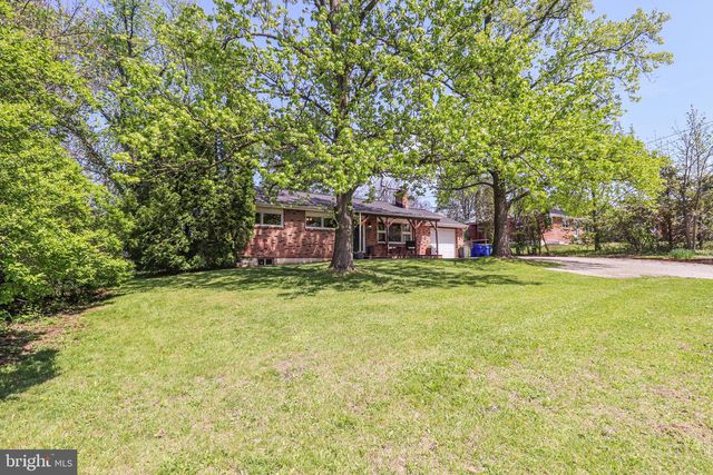 2777 ROOSEVELT AVE, York, PA 17408