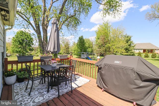 2777 ROOSEVELT AVE, York, PA 17408