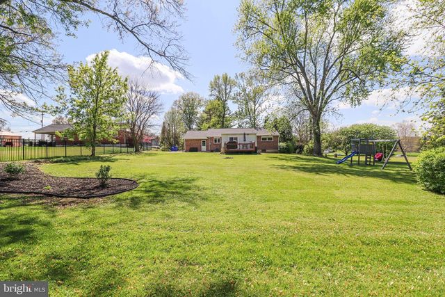 2777 ROOSEVELT AVE, York, PA 17408