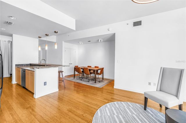 400 4TH AVENUE S 701, St Petersburg, FL 33701