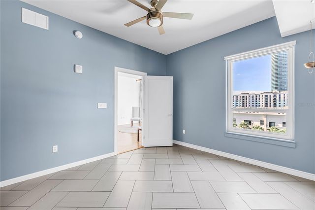 400 4TH AVENUE S 701, St Petersburg, FL 33701