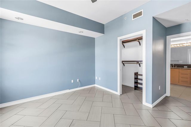 400 4TH AVENUE S 701, St Petersburg, FL 33701