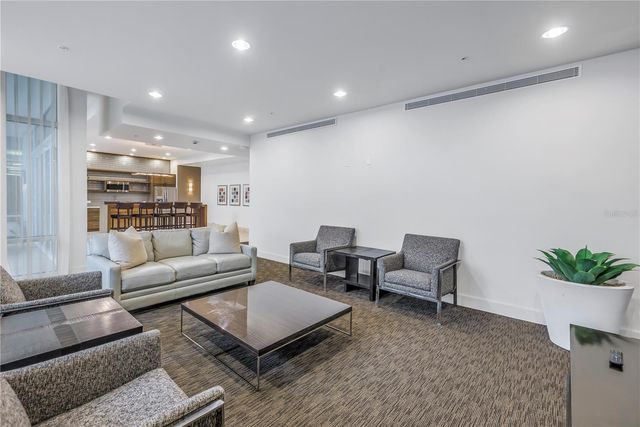400 4TH AVENUE S 701, St Petersburg, FL 33701