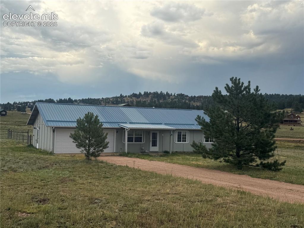 17 Garfield Circle, Florissant, CO 80816 — exterior