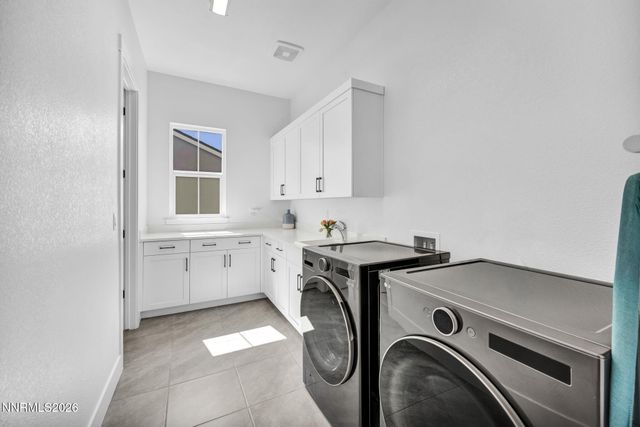 5445 Side Saddle Trail, Reno, NV 89511